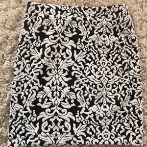 Black and white Loft skirt